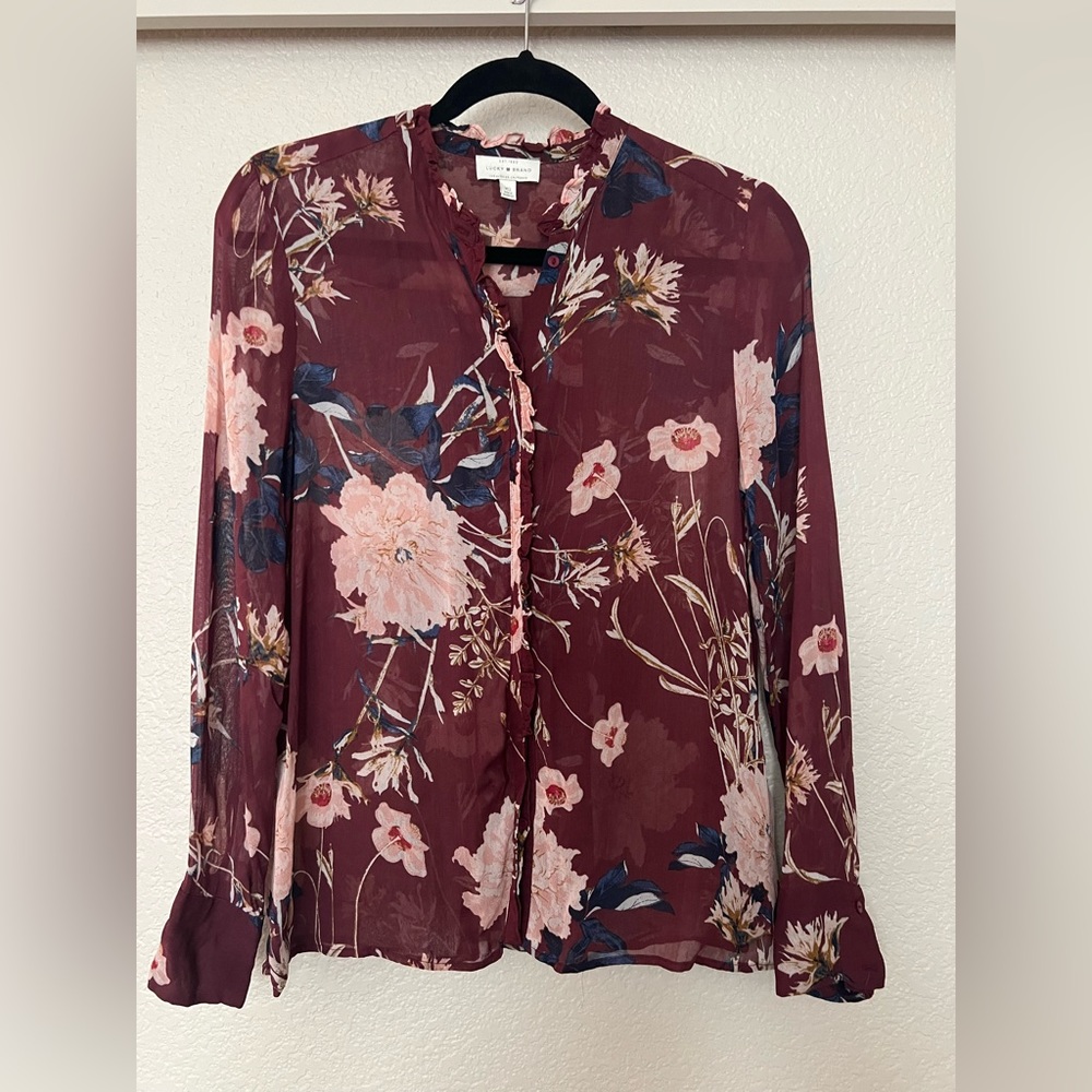 Lucky brand burgundy top, size XS